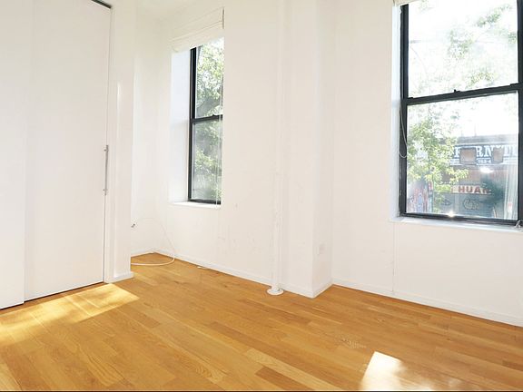 2nd image of 126 Herkimer St #6A