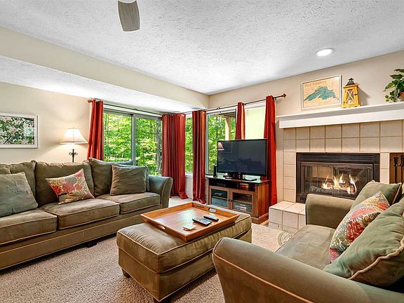2nd image of 4749 S Pleasantview Rd Unit 121