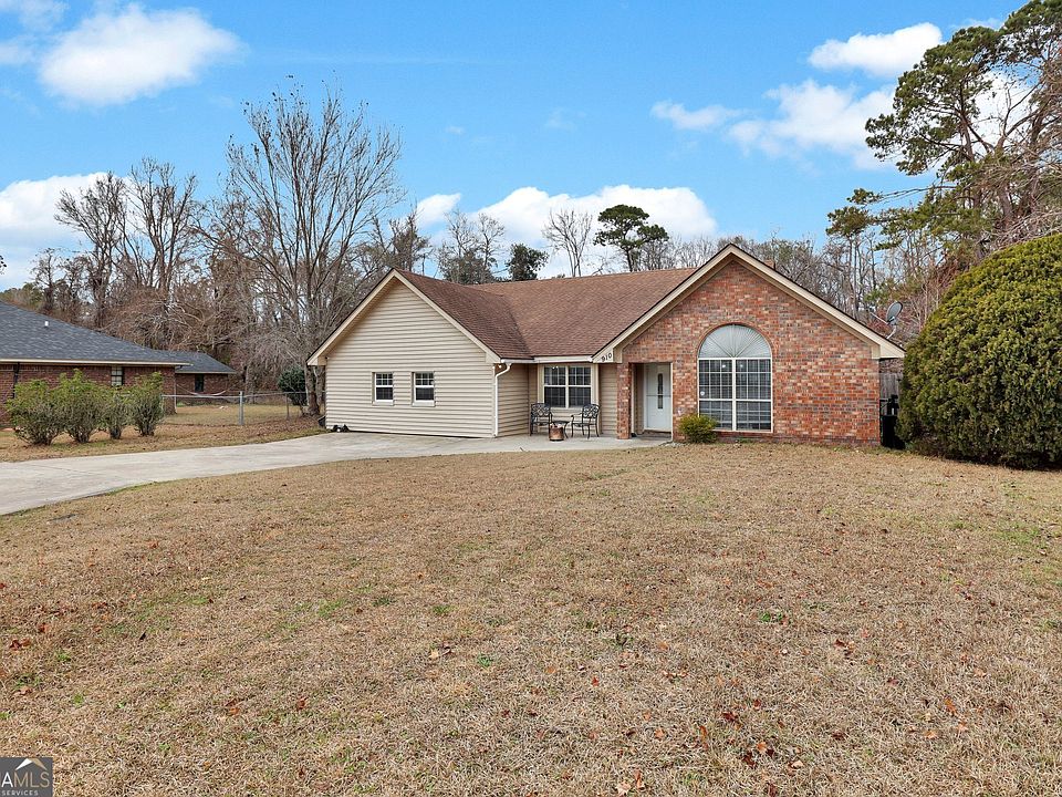 1st image of 910 Ringneck Way