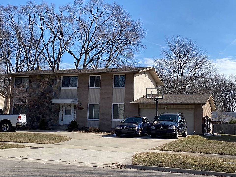 1st image of 24210 Mulberry Dr