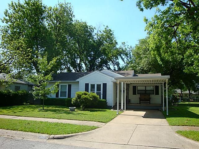 1st image of 816 Mimosa Dr