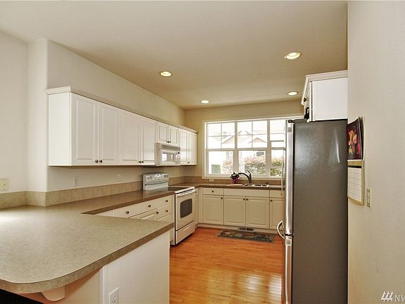 4th image of 5629 61st Ave W