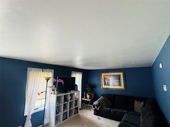 4th image of 521 Navarre Dr