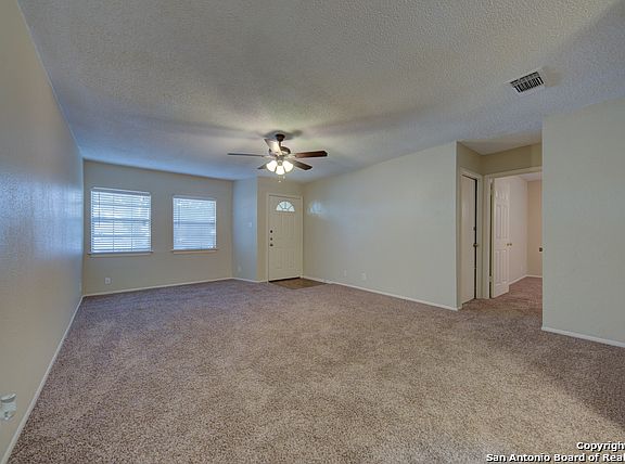 4th image of 827 Tibbits Dr