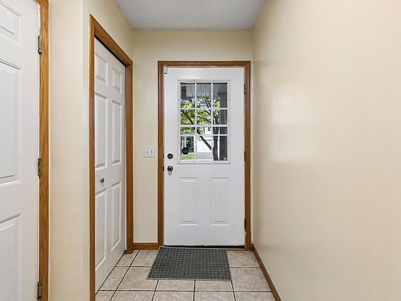 4th image of 4991 Bluff Heights Trl SE