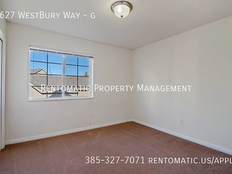 1627 Westbury Way #G — Photo 7