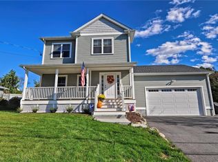 10 Hollis St, Westerly, RI 02891