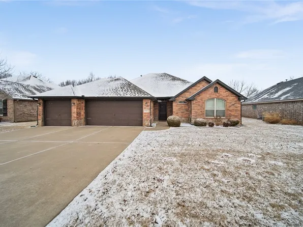 4486 W Morning Mist Dr, Fayetteville, AR 72704