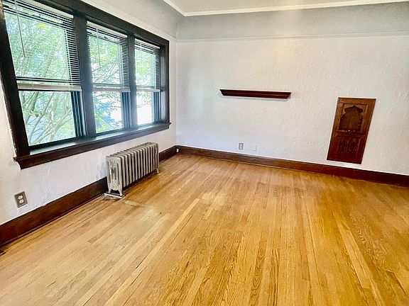 2nd image of 4757 S Lake Dr #8