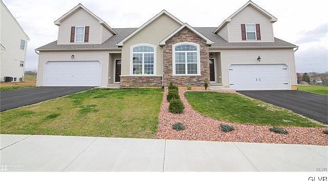 1st image of 934 Graystone Cir #20