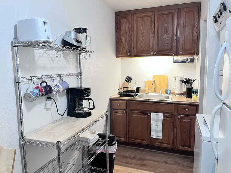 810 S Baltimore St — Photo 29