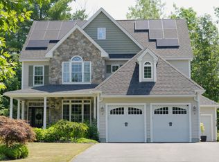 144 Boxwood Lane, Dover, NH 03820