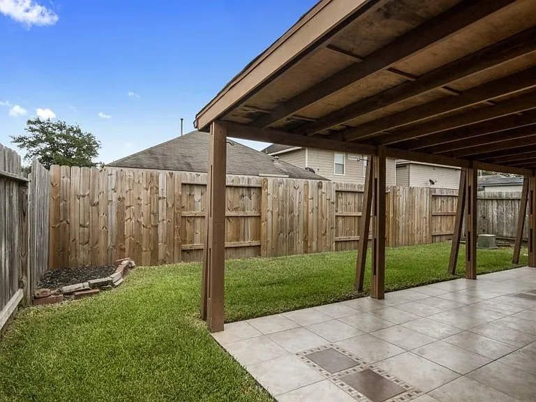 19618 Kingston Green Ln — Photo 22