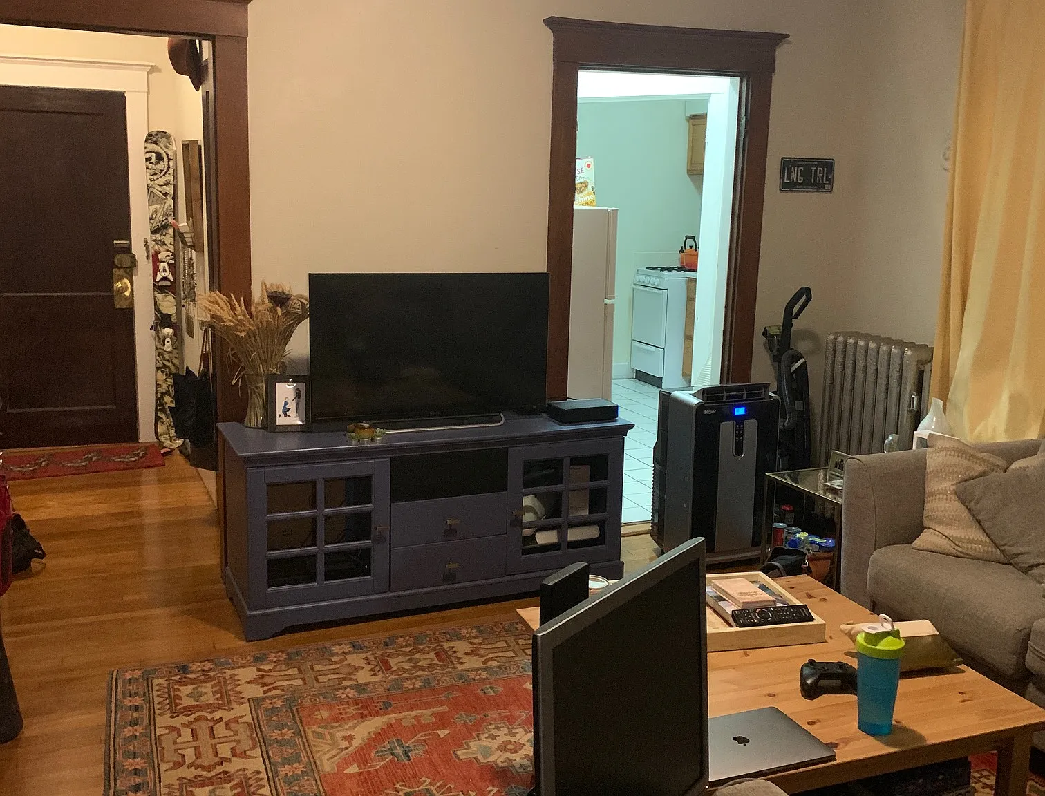1 bed, 1.0 bath, $2,400 — Photo 4