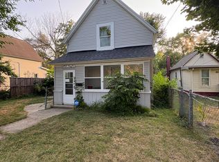 2221 Palace Ave SW, Grand Rapids, MI 49507