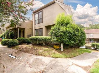 1727 Woodcliff Ct NE, Atlanta, GA 30329