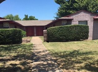 909 Redbird Dr, Irving, TX 75061
