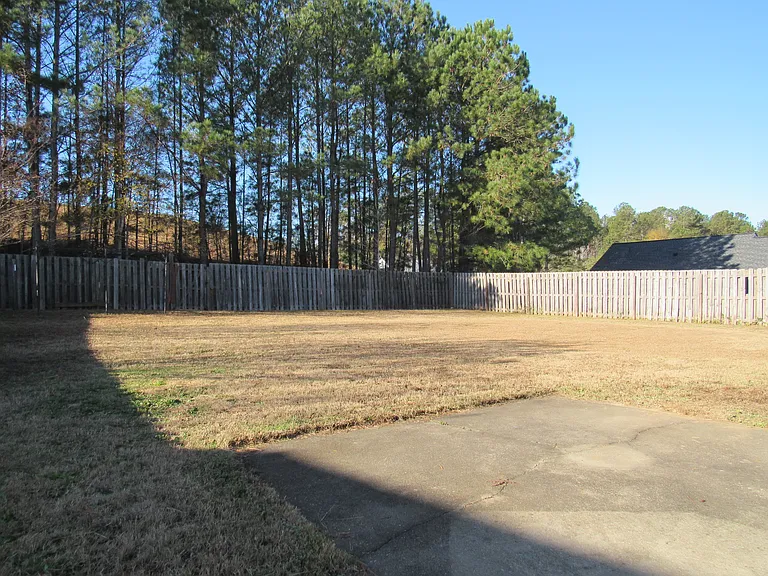 307 Starling Dr — Photo 23
