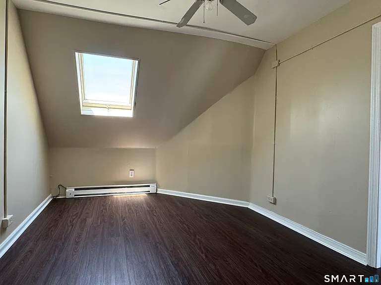 184 Pacific St — Photo 10