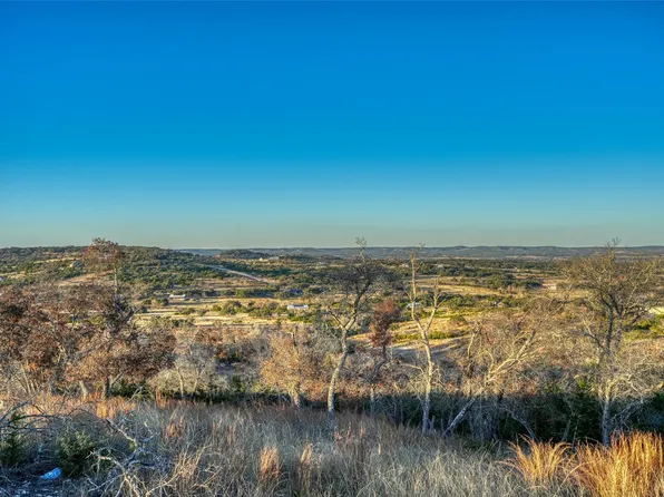 136&137 Falling Oak Dr, Blanco, TX 78606