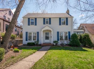 5233 Woodlawn Blvd, Minneapolis, MN 55417