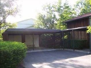 1915 Collegewood Dr, Ypsilanti, MI 48197