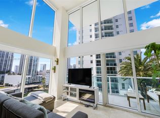 41 SE 5th St APT 817, Miami, FL 33131