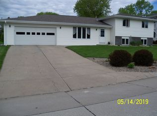 501 Valley Rd, Norfolk, NE 68701