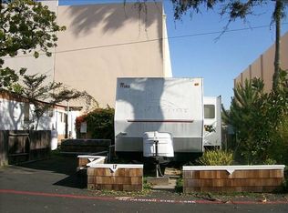 1527 Newport Blvd SPC 17, Costa Mesa, CA 92627