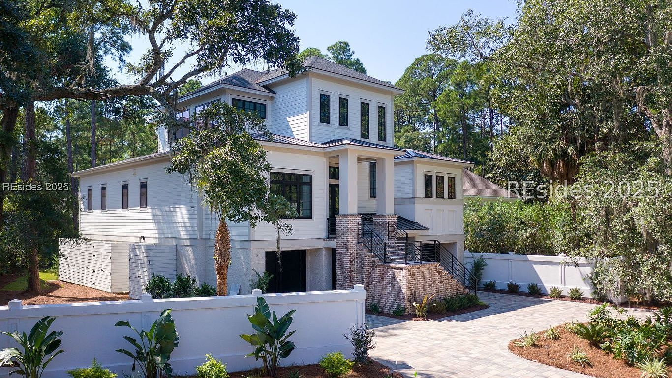 8 Fairfax Lane, Hilton Head Island, SC 29928 | Zillow