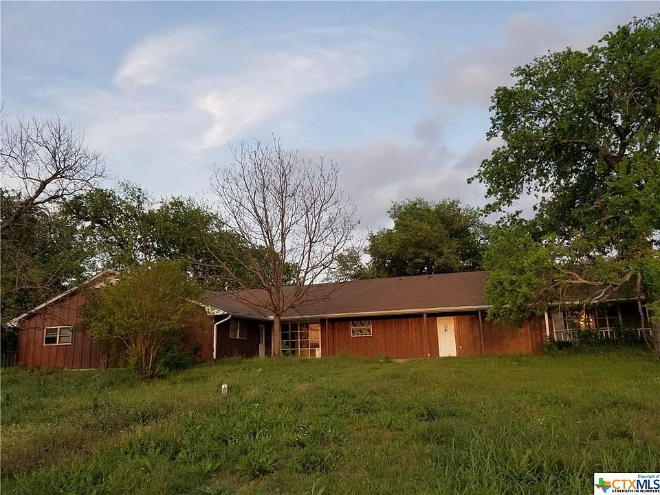 1st image of 860 Copperhead Cir