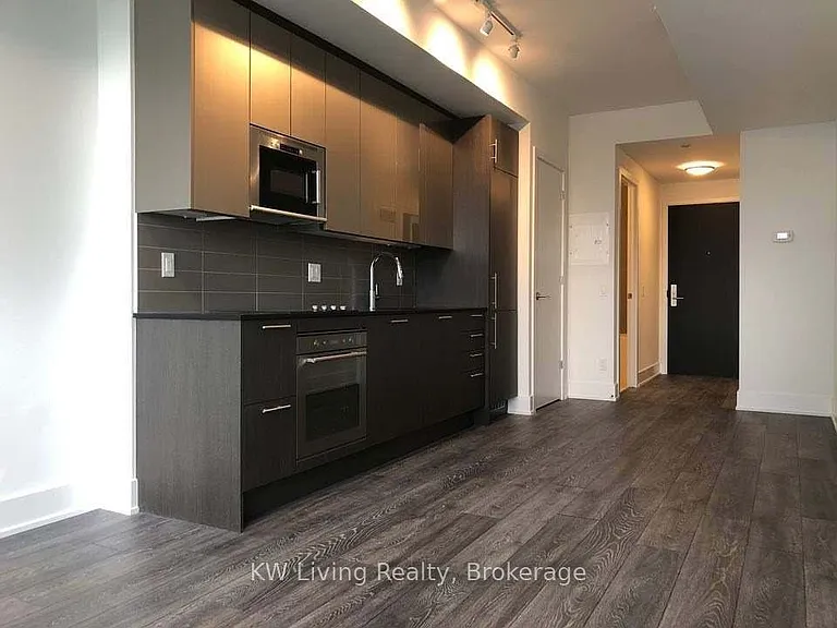 403 Church St #3006 — Photo 8