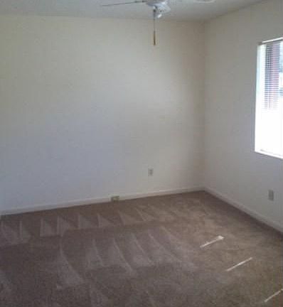 3rd image of 49 Peppercorn Ln