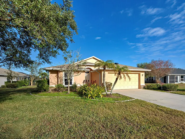 2134 Boxwood St — Photo 5