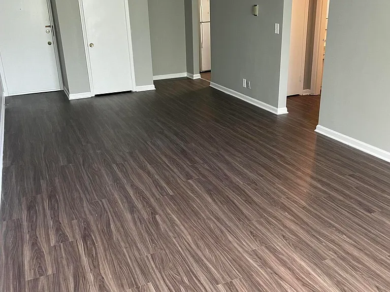 319 Idlewylde Dr #8 — Photo 2