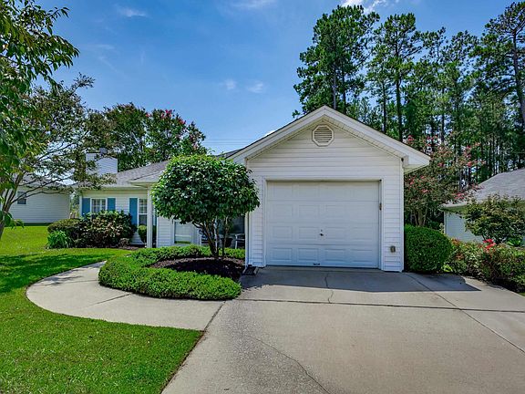4th image of 200 Twin Oaks Ln
