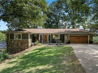 10 Bromwich Ln, Bella Vista, AR 72715