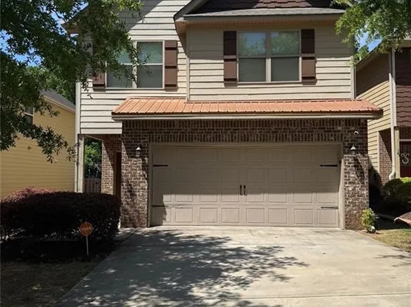 313 Clover Brook Dr, Locust Grove, GA 30248