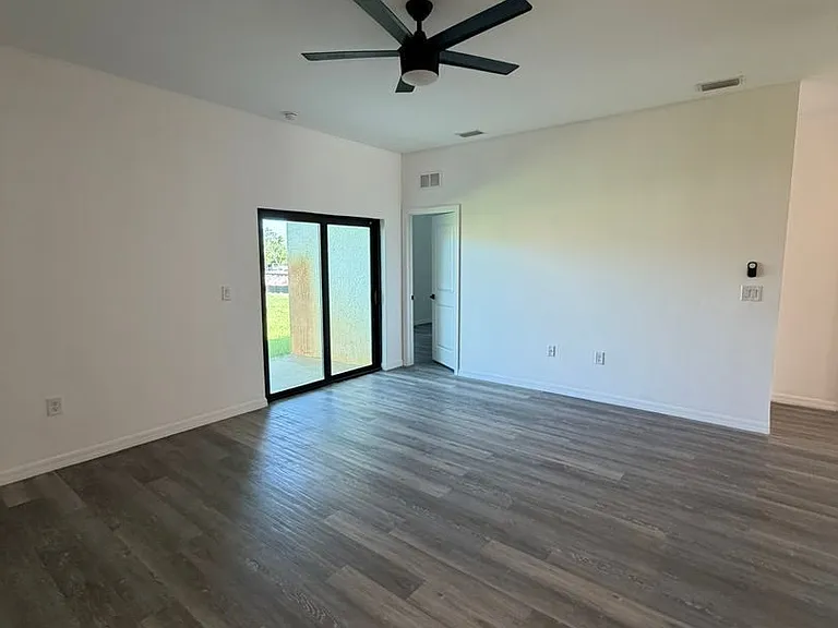 2122 Armour Rd #2122 — Photo 14