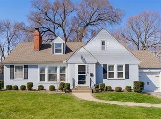 5808 Newton St, Overland Park, KS 66202