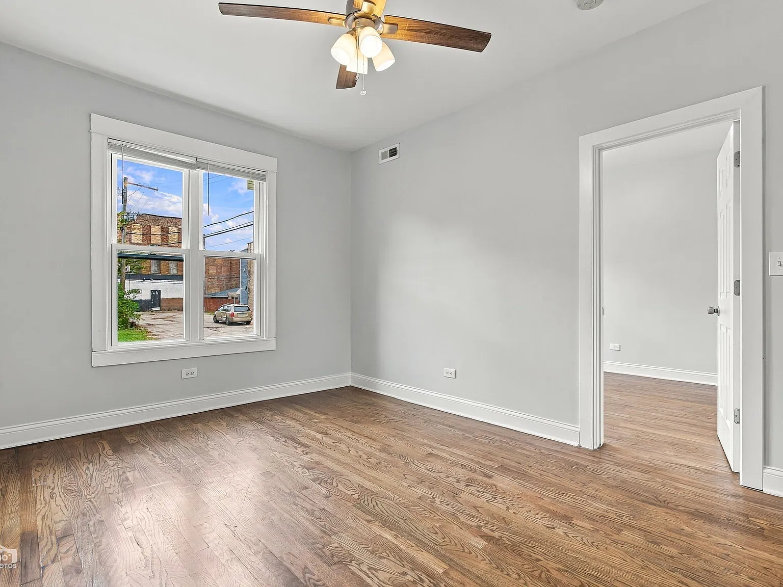 2 bed, 612 sqft, $1,200 — Photo 2