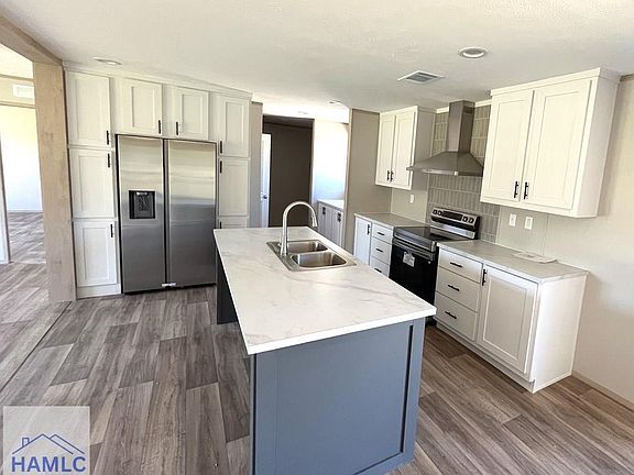 3rd image of 1308 Myrtle Rd