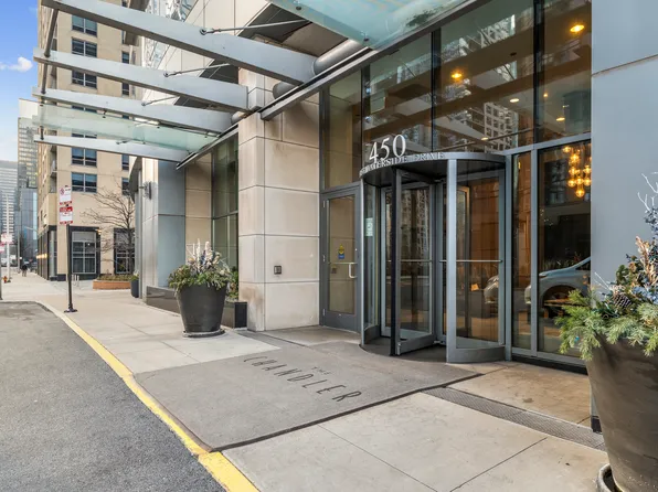 450 E Waterside Dr #1706, Chicago, IL 60609
