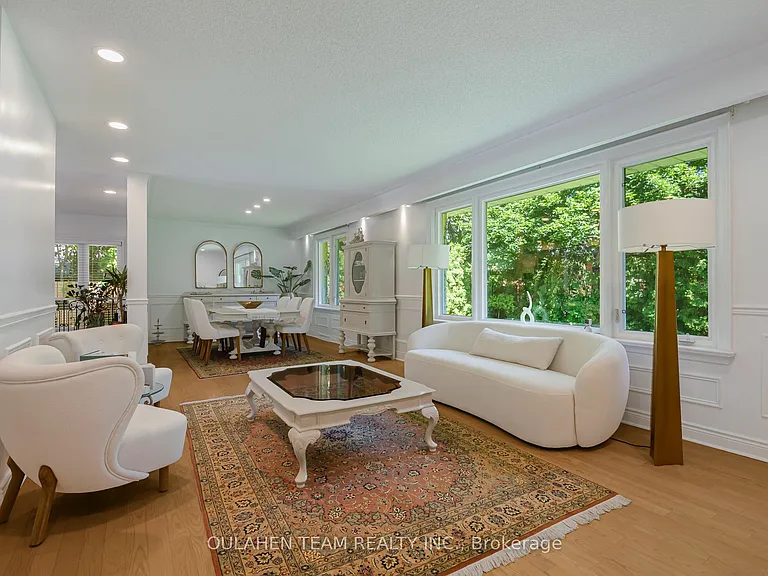 28 Uplands Ave — Photo 7