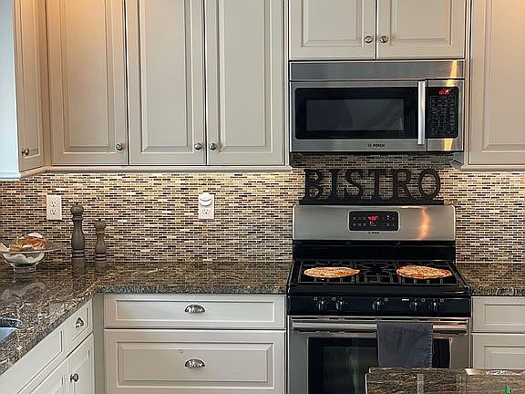 Stainless Appliances 