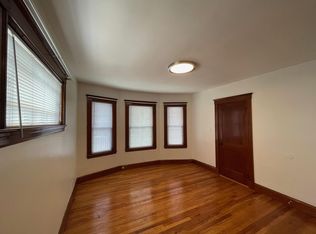 (Undisclosed Address), Somerville, MA 02145