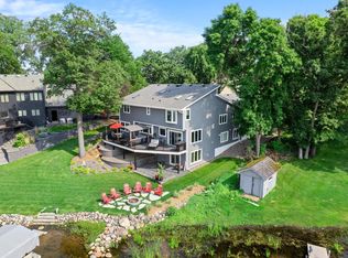 4324 Lake Point Ct, Saint Paul, MN 55126