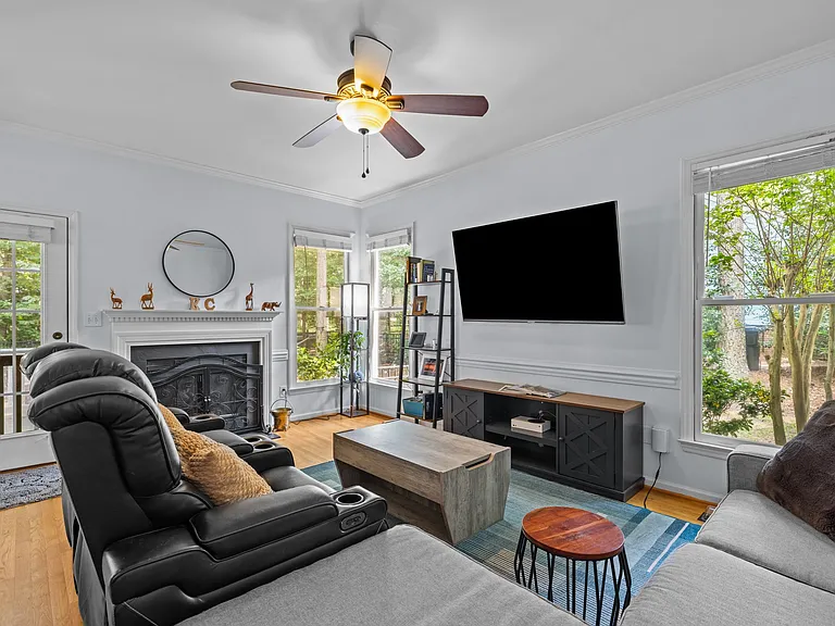 5807 Tahoe Dr — Photo 11