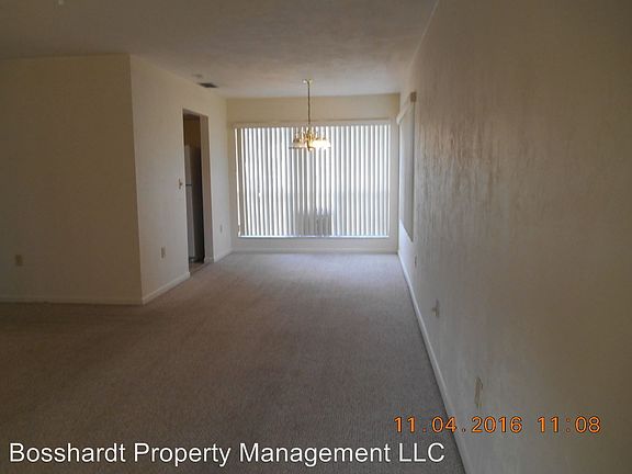 3rd image of 17201 Sandalwood Dr