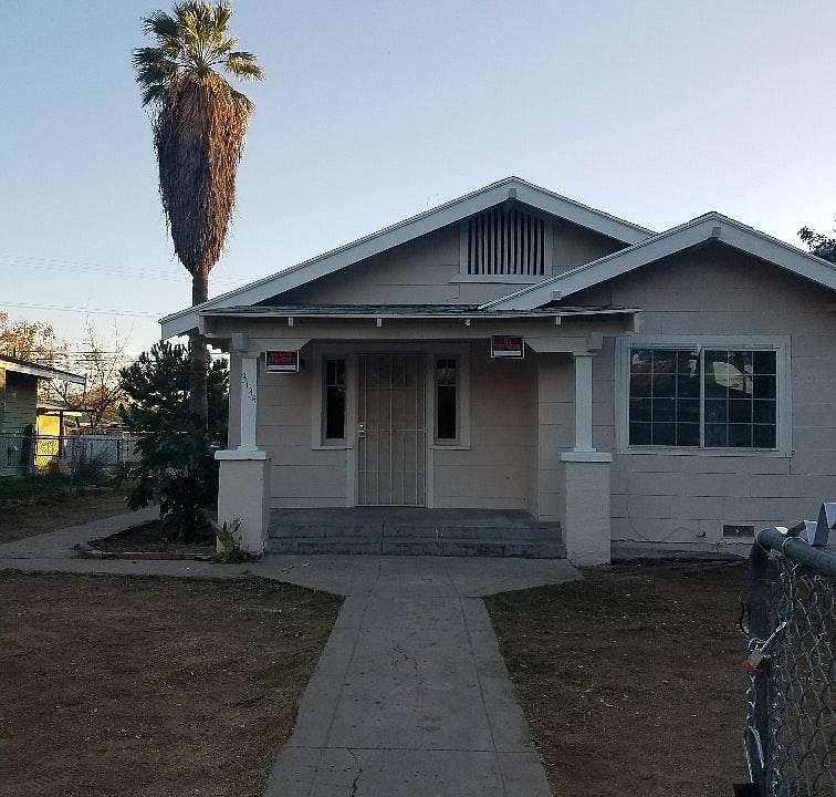 1st image of 3134 E Lyell Ave